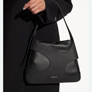 Salvatore Ferragamo Elegant Black Shoulder Bag